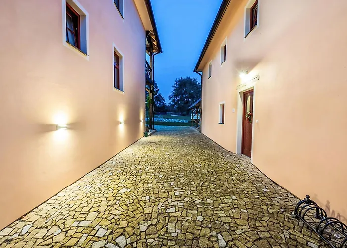 Slunečná By Interhome